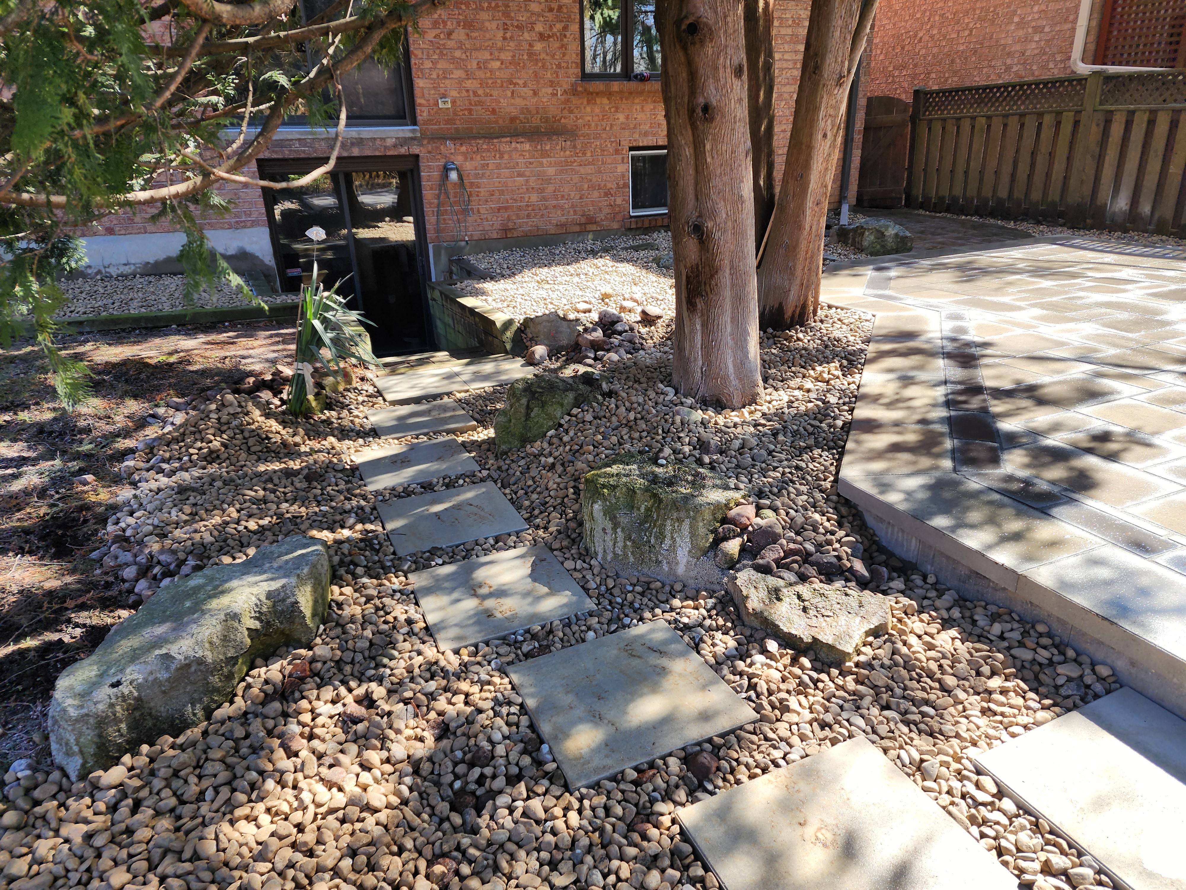 Geometric Paver Patio in Etobicoke — image 2