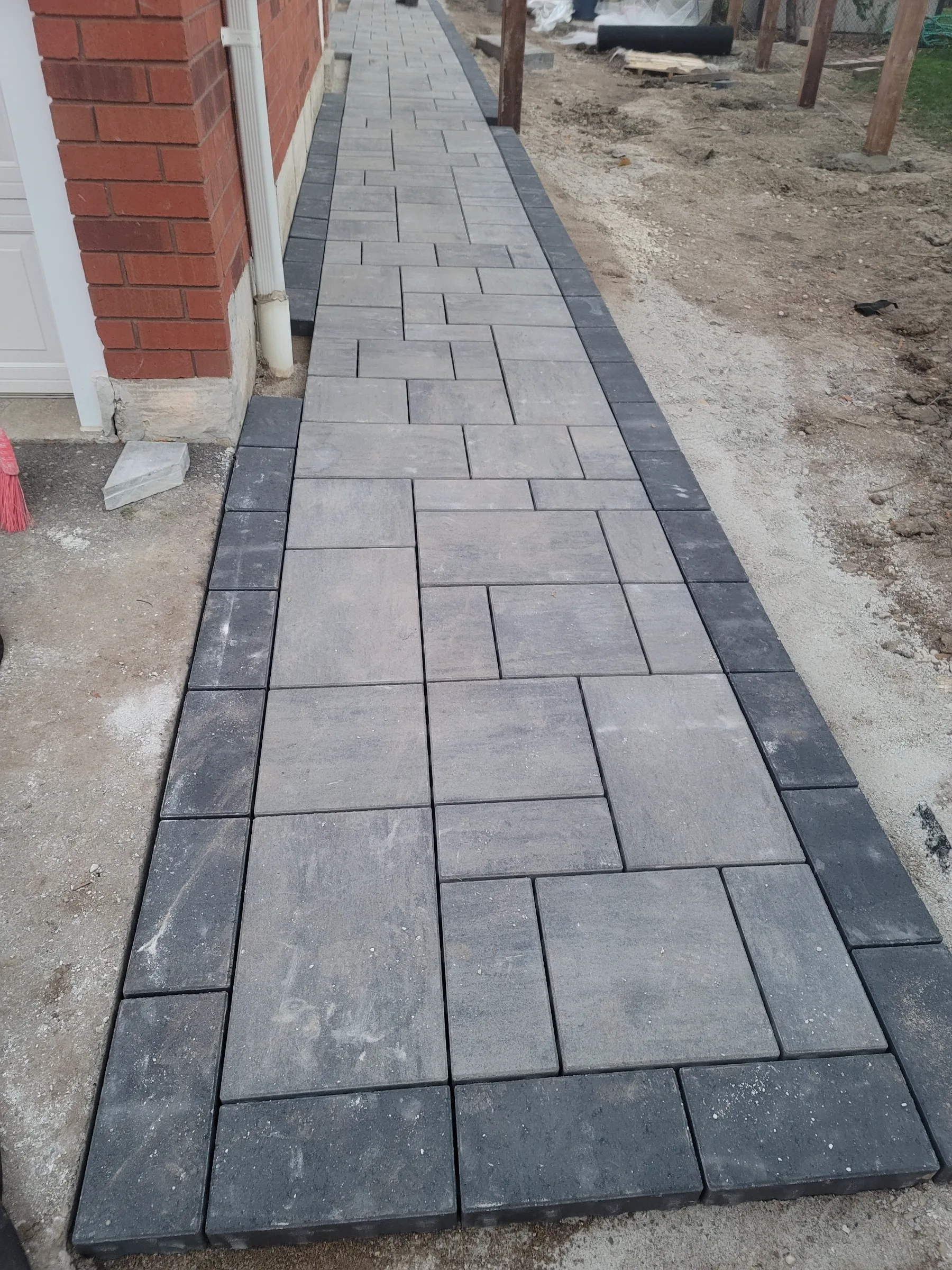 Pool Hardscaping — image 4